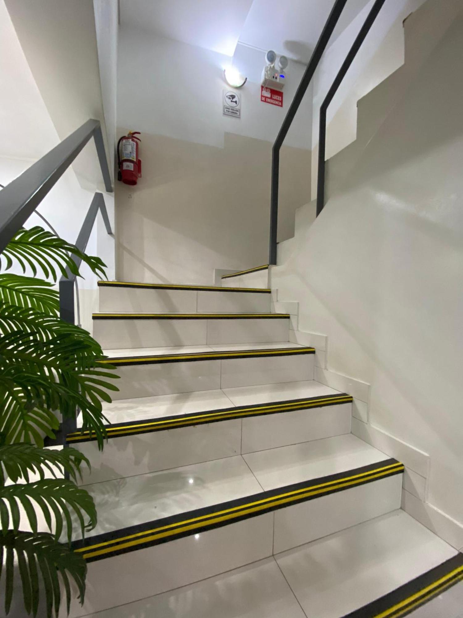 Hotel Venture 上钦查 外观 照片