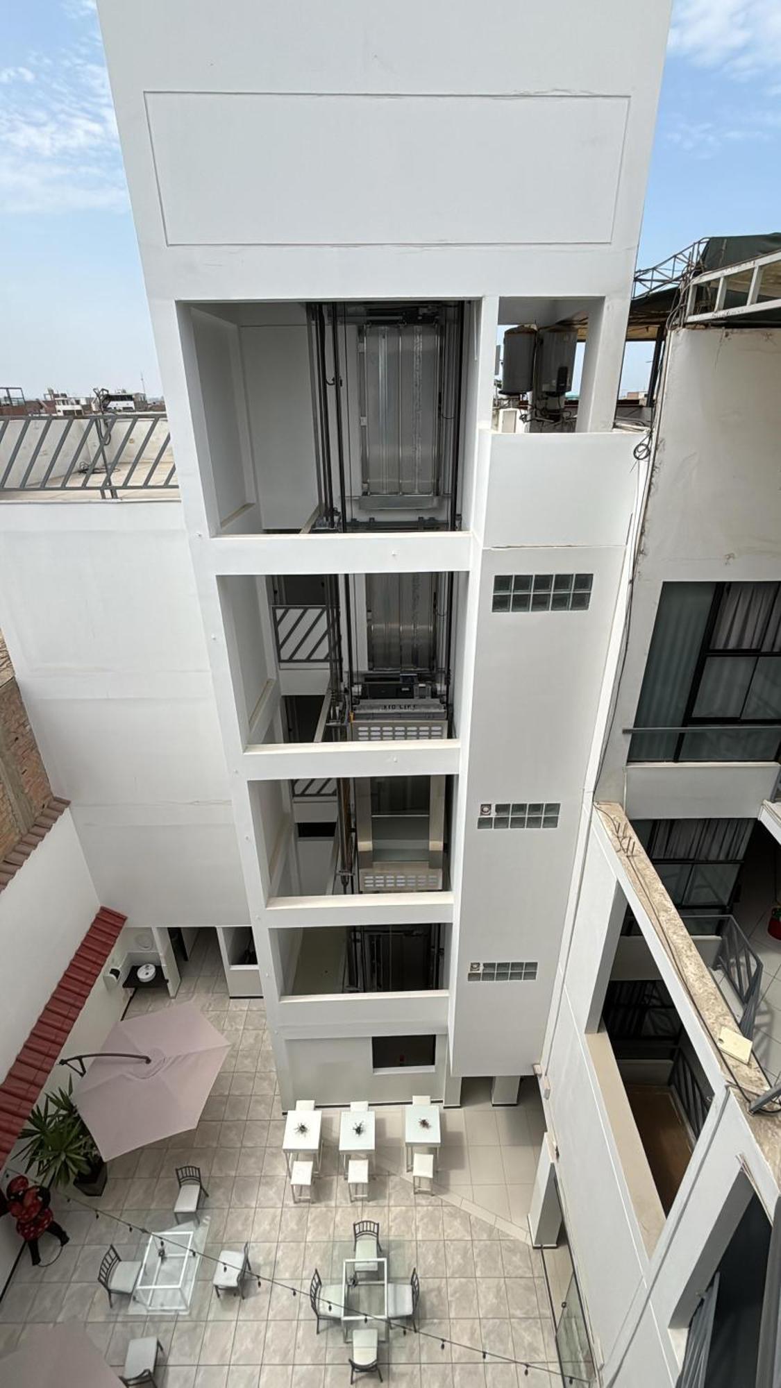 Hotel Venture 上钦查 外观 照片